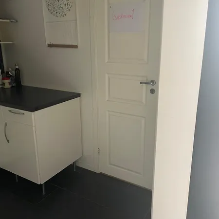 Homestay szállás Privateroominasharedaccomadation1 *