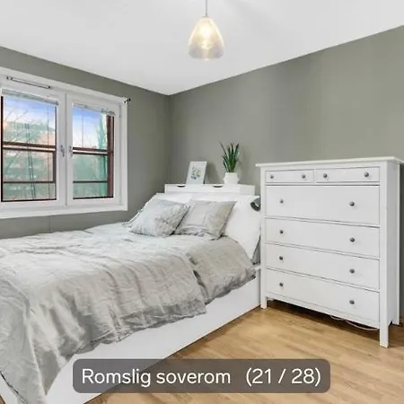 Privateroominasharedaccomadation1 *